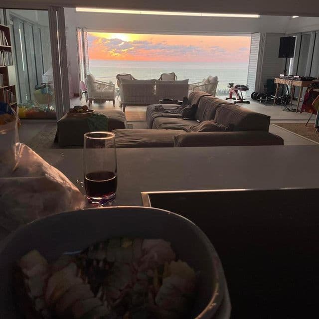 set image