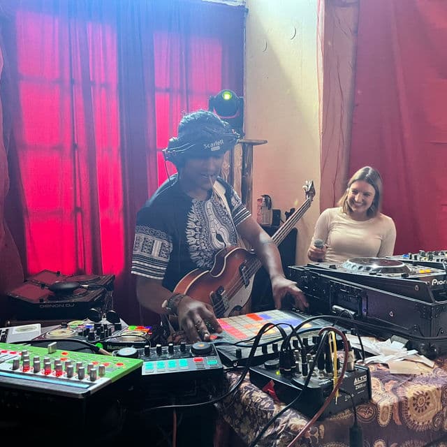 set image