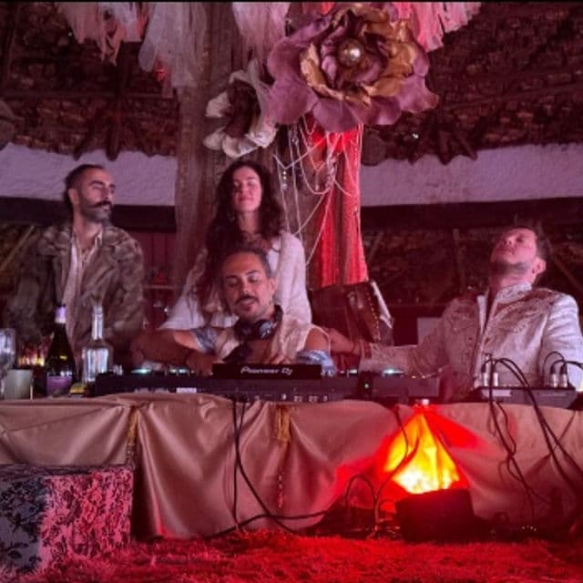 set image